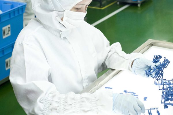 medical-device-contract-manufacturing-5